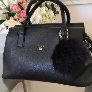 Sleek BCBG Bag - Genuine black leather, +keychain